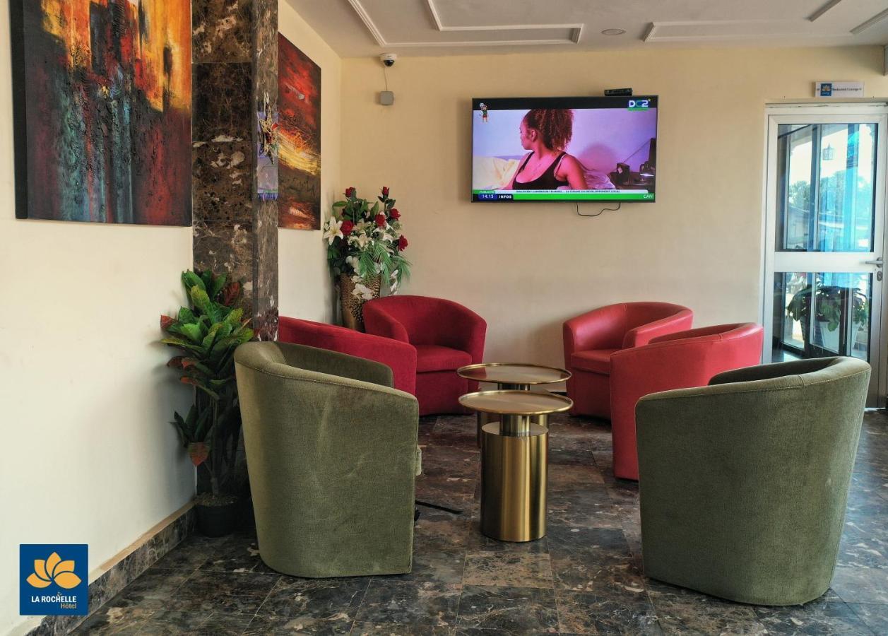 La Rochelle Hotel Yaoundé Exterior photo